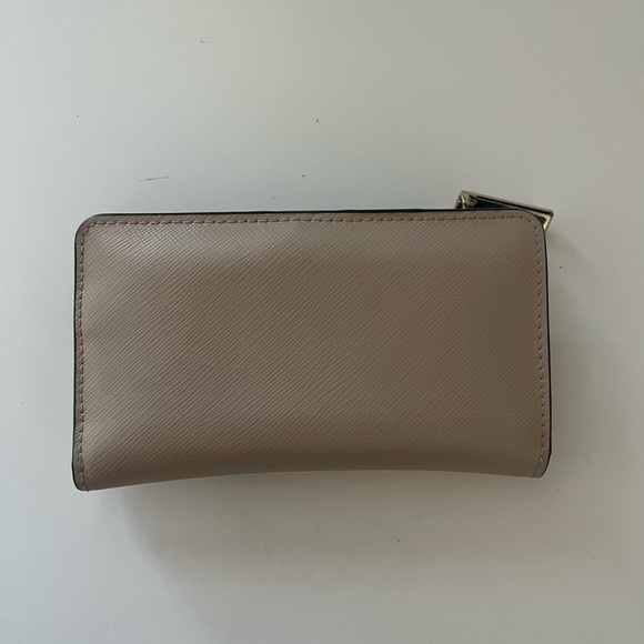 Kate Spade Wallet - Picture 2 of 3